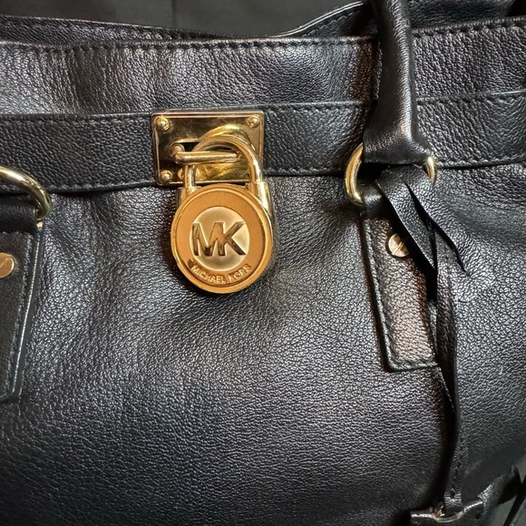 Michael Kors Black Leather Tote Bag - Picture 5 of 9